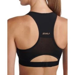 2XU Aero Tri Crop Top Dames - Black/white 7 2XU Aero Tri Crop Top Dames - Black/white -Sportwinkel 2xu aero tri crop womens black white 01 1271843
