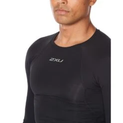 2XU Core Compression Shirt Met Lange Mouwen - Black/silver -Sportwinkel 2xu core compression longsleeve black silver 3 1043281