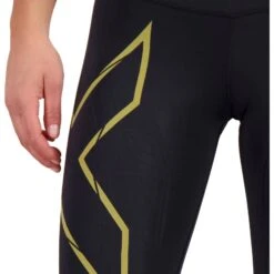 2XU Light Speed Mid-Rise Compression Dames-Tights - Black/gold Reflective - Standard -Sportwinkel 2xu light speed mid rise compression tights black reflective gold 1 1218923
