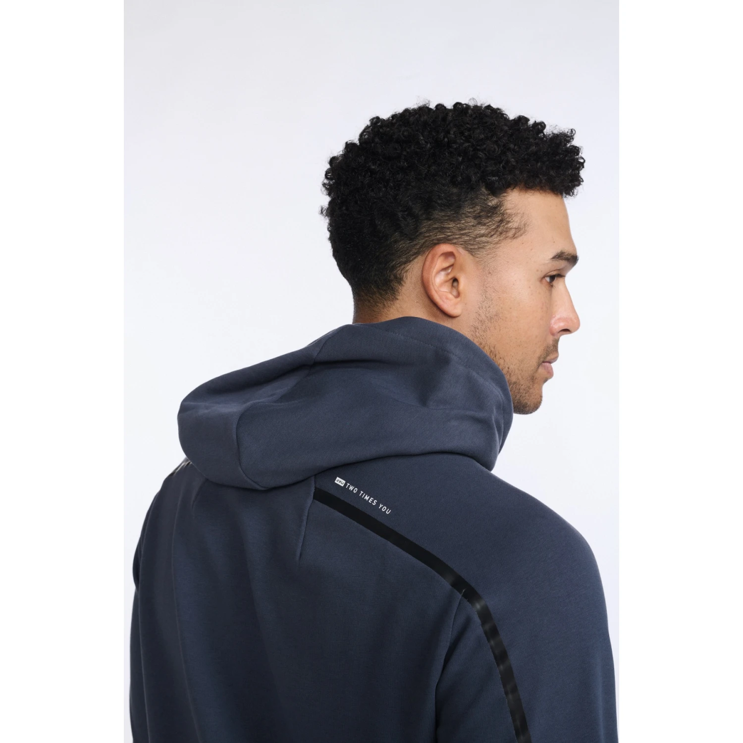 2XU Motion Hoodie Heren - India Ink/white 5 2XU Motion Hoodie Heren - India Ink/white - Afbeelding 5