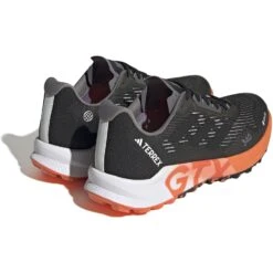 Adidas TERREX Agravic Flow 2 GORE-TEX Trailrunningschoenen Heren - Core Black/core Black/Impact Orange HR1110 12 Adidas TERREX Agravic Flow 2 GORE-TEX Trailrunningschoenen Heren - Core Black/core Black/Impact Orange HR1110 -Sportwinkel adidas mens terrex agravic flow 2 gore tex trail running shoes core black core black impact orange hr1110 9 1416228