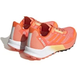Adidas TERREX Agravic Flow 2 Trailrunningschoenen Dames - Core Fuchsia/impact Orange/footwear White HR1141 11 Adidas TERREX Agravic Flow 2 Trailrunningschoenen Dames - Core Fuchsia/impact Orange/footwear White HR1141 -Sportwinkel adidas terrex agravic flow 2 trailrunning shoe core fuchsia impact orange footwear white hr1141 4 1417264