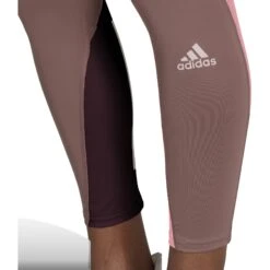 Adidas Own The Run Colorblock 7/8-Tights Dames - Wonder Oxide HK9010 -Sportwinkel adidas womens terrex own the run cb 7 8 tights wonder oxide hk9010 7 1259907