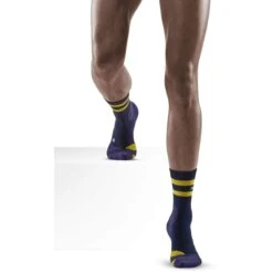 CEP Hiking 80s Mid Cut Compressiesokken Dames - Peacoat/gold -Sportwinkel cep hiking 80s mid cut compression socks women peacoat gold 1 1555394