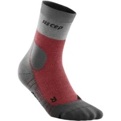 CEP Hiking Light Merino Mid Cut Compressiesokken Dames - Berry/grey -Sportwinkel cep hiking light merino mid cut compression socks women berry grey 4 1113366