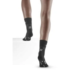 CEP Hiking Merino Mid Cut Compressiesokken Dames - Stonegrey/grey -Sportwinkel cep hiking merino mid cut compression socks women stonegrey grey 11 1555449