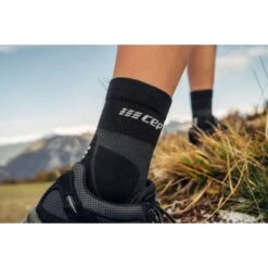 CEP Hiking Merino Mid Cut Compressiesokken Dames - Stonegrey/grey -Sportwinkel cep hiking merino mid cut compression socks women stonegrey grey 2 1555438