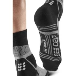 CEP Max Cushion Hiking Mid Cut Compressiesokken - Grijs/zwart -Sportwinkel cep max cushion hiking mid cut compression socks grey black 6 1555281