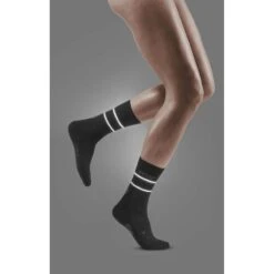CEP Reflective Mid Cut Compressiesokken Dames - Zwart 15 CEP Reflective Mid Cut Compressiesokken Dames - Zwart -Sportwinkel cep reflective mid cut compression socks women black 21 1553063