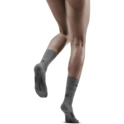 CEP Reflective Mid Cut Compressiesokken Dames - Grijs -Sportwinkel cep reflective mid cut compression socks women grey 25 1553043