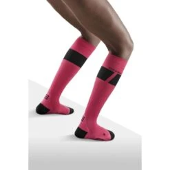 CEP Ski Ultralight Compressiesokken Dames - Pink/dark Grey -Sportwinkel cep ski ultralight compression socks women pink dark grey 2 1553532