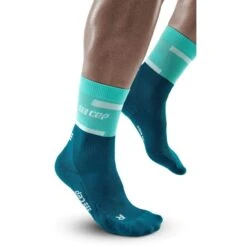 CEP The Run Mid Cut Compressiesokken V4 - Ocean/petrol 15 CEP The Run Mid Cut Compressiesokken V4 - Ocean/petrol -Sportwinkel cep the run mid cut compression socks v4 ocean petrol 5 1553639