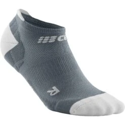 CEP Ultralight No Show Compressiesokken - Grey/light Grey -Sportwinkel cep ultralight no show compression socks grey light grey 4 1114636