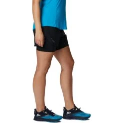Columbia Endless Trail 2in1 Shorts Dames - Zwart -Sportwinkel columbia endless trail 2in1 shorts women black 3 1340346