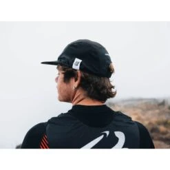 Compressport 5 Panel Light Pet - Zwart -Sportwinkel compressport 5 panel light cap black 5 1455391