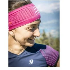 Compressport Hoofdband On/Off - Magenta -Sportwinkel compressport headband on off magenta 1 1560380