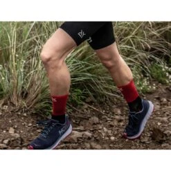 Compressport Mid Compressiesokken - Zwart/rood -Sportwinkel compressport mid compression socks black red 3 1452715