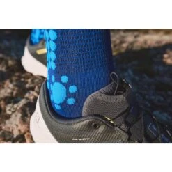 Compressport Pro Racing Compressiesokken V4.0 Trail - Sodalite/fluo Blue -Sportwinkel compressport pro racing compression socks v4 1453112