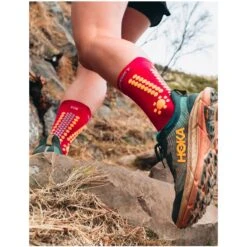 Compressport Pro Racing Compressiesokken V4.0 Trail - Persian Red/blazing Orange 13 Compressport Pro Racing Compressiesokken V4.0 Trail - Persian Red/blazing Orange -Sportwinkel compressport pro racing compression socks v4 1560141