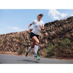 Compressport R2 3.0 Kuitcompressoren - Wit/zwart -Sportwinkel compressport r2 3 1453644