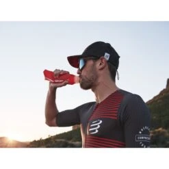 Compressport Racing Trucker Pet - Zwart/rood 21 Compressport Racing Trucker Pet - Zwart/rood -Sportwinkel compressport racing trucker cap black red 1 1453472