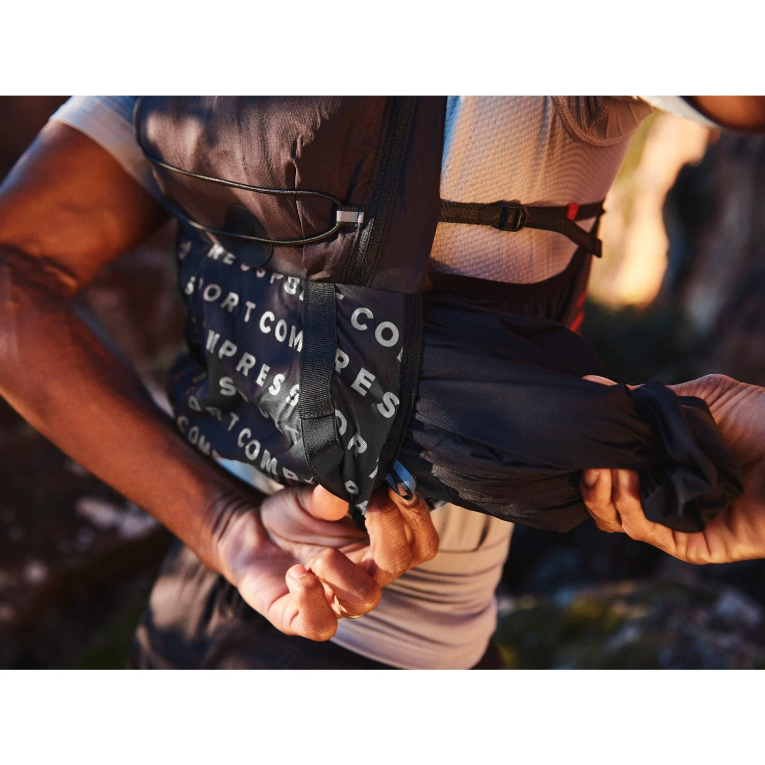 Compressport UltRun S Pack Evo 15L Drinkrugzak - Zwart 11 Compressport UltRun S Pack Evo 15L Drinkrugzak - Zwart - Afbeelding 11