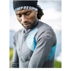 Compressport Winter Trail Postural Shirt Met Lange Mouwen - Magnet/hawaiian Ocean -Sportwinkel compressport winter trail postural longsleeve top magnet hawaiian ocean 1 1561048