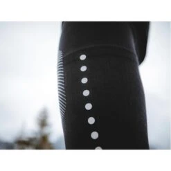 Compressport Winter Trail Under Control Full Legging - Zwart -Sportwinkel compressport winter trail under control full tights black 4 1083724