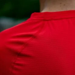 Inov-8 Base Elite Hardloopshirt Met Lange Mouwen - Rood -Sportwinkel inov 8 base elite longsleeve running shirt red 8 1337964