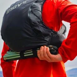 Inov-8 Ultrapack Pro 2in1 Rugzak/Hardloop-Bodywarmer - Zwart/groen -Sportwinkel inov 8 ultrapack pro 2in1 backpack black green 10 1467536