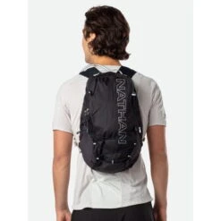 Nathan Sports Crossover Pack - 15L Hydration Pack - Black/Vapor Grey 12 Nathan Sports Crossover Pack - 15L Hydration Pack - Black/Vapor Grey -Sportwinkel nathan ns30350 00110 crossoverpack15l black vapor grey c 1275161