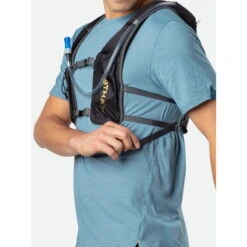 Nathan Sports HyperNight QuickStart 4L 2.0 Hydration Pack - Hi Vis Yellow/Geo Print -Sportwinkel nathan ns30370 hypernight quickstart 4l 2 hivisyellow f 1275437