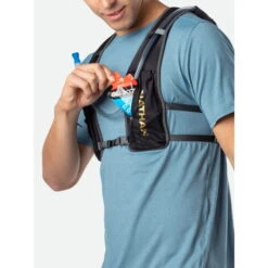 Nathan Sports HyperNight QuickStart 4L 2.0 Hydration Pack - Hi Vis Yellow/Geo Print -Sportwinkel nathan ns30370 hypernight quickstart 4l 2 hivisyellow g 1275438