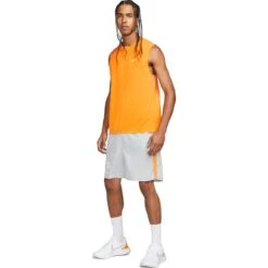 Nike Dri-FIT Run Division Rise 365 Hardloopshirt Heren - Vivid Orange/reflective Silver DX0851-836 -Sportwinkel nike dri fit run division rise 365 mens running tank vivid orange reflective silver dx0851 836 3 1478900