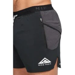 Nike Dri-FIT Trail Running Korte Broek 5" Heren - Black/dark Smoke Grey/white DV9311-010 -Sportwinkel nike mens 5 trail running shorts black dark smoke grey white dv9311 010 2 1424212