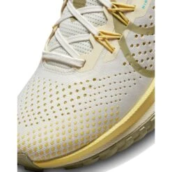 Nike Pegasus Trail 4 Trailrunning Schoenen Dames - Phantom/neutral Olive-saturn Gold FJ4732-001 -Sportwinkel nike pegasus trail 4 womens trail running shoes phantom neutral olive saturn gold fj4732 001 3 1478668