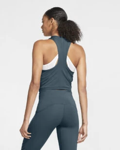 Nike Runway Hardlooptop Dames - Ash Green/reflective Silver CU3222-058 -Sportwinkel nike runway damen laufoberteil ash green reflective silver1 881579