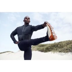 On Running On Tights Long - Black -Sportwinkel on tights long black 9 950203