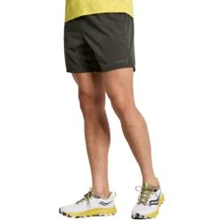 Saucony E. Utility 6" Shorts - Climbing Ivy -Sportwinkel saucony explorer utility 6 shorts climbing ivy 3 1451780