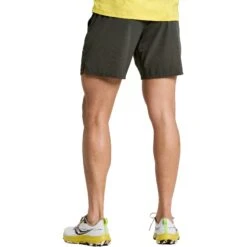 Saucony E. Utility 6" Shorts - Climbing Ivy -Sportwinkel saucony explorer utility 6 shorts climbing ivy 5 1451782