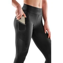 SKINS 3-Series Dames Pocket Long Tights - Zwart -Sportwinkel skins 3 series women pkt long tight 6 1494914