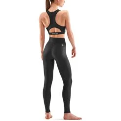 SKINS Compression 3-Series Dames Soft Long Tights - Zwart -Sportwinkel skins compression women 3 series soft long tights black 3 1131502