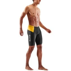 SKINS TRI Brand Short - Black/Zest -Sportwinkel skins tri brand half tights black zest 5 1231856