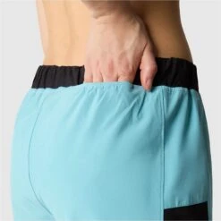 The North Face 2-in-1 Short Dames - Reef Waters/TNF Black -Sportwinkel the north face womens 2 in 1 shorts reef waters tnf black 6 1523898