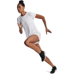 Under Armour UA Iso-Chill 200 Laser T-Shirt Dames - Wit/Wit/Reflective -Sportwinkel under armour womens ua iso chill 200 laser t shirt white white reflective 5 1160168